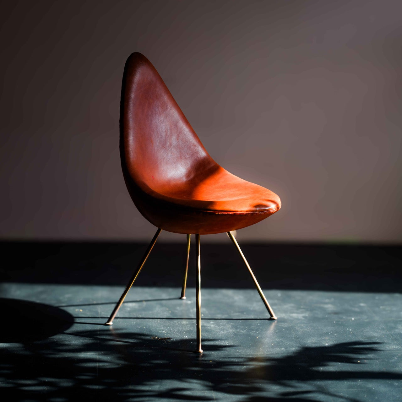 椅子 Drop Chair / Arne Jacobsen Drop Chair - Fully Upholstered – Danish Design Store