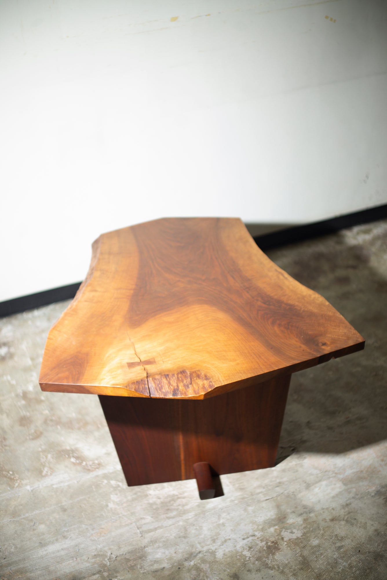 George Nakashima Table English walnut Top