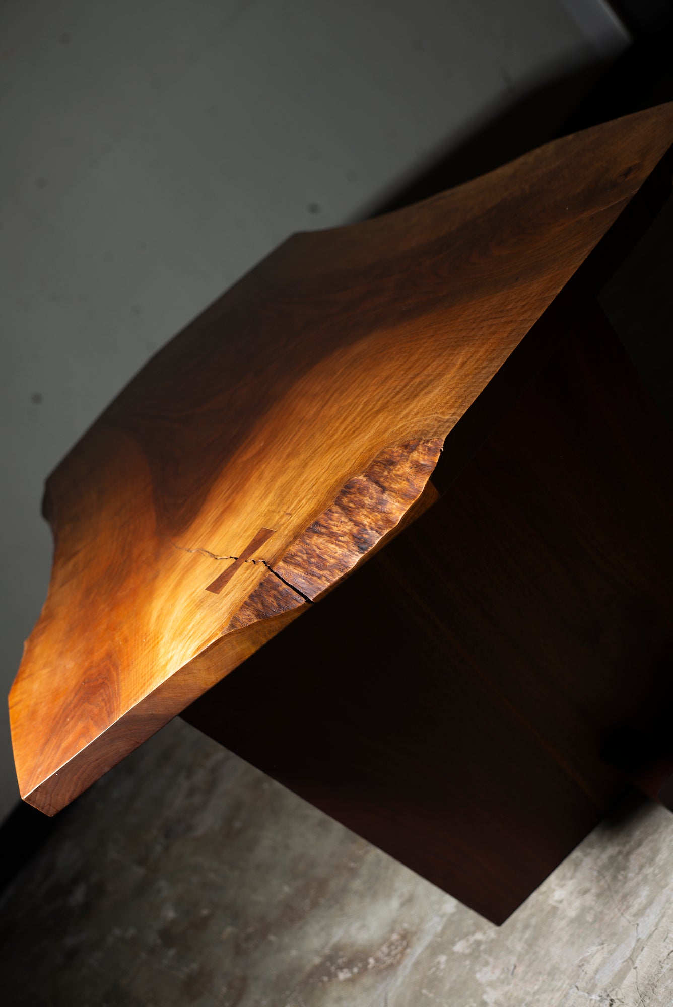 George Nakashima Table English walnut Top