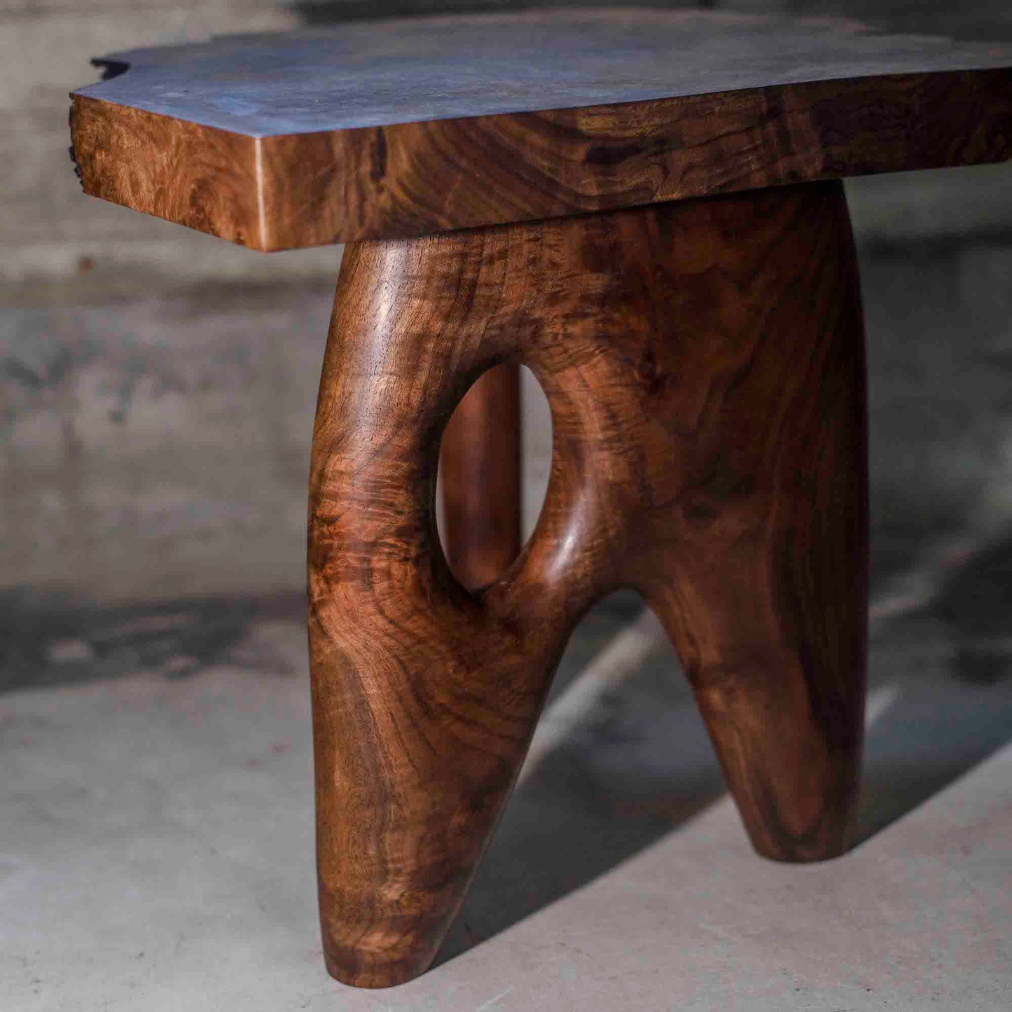 Shoji Morinaga Claro Walnut VOID TABLE