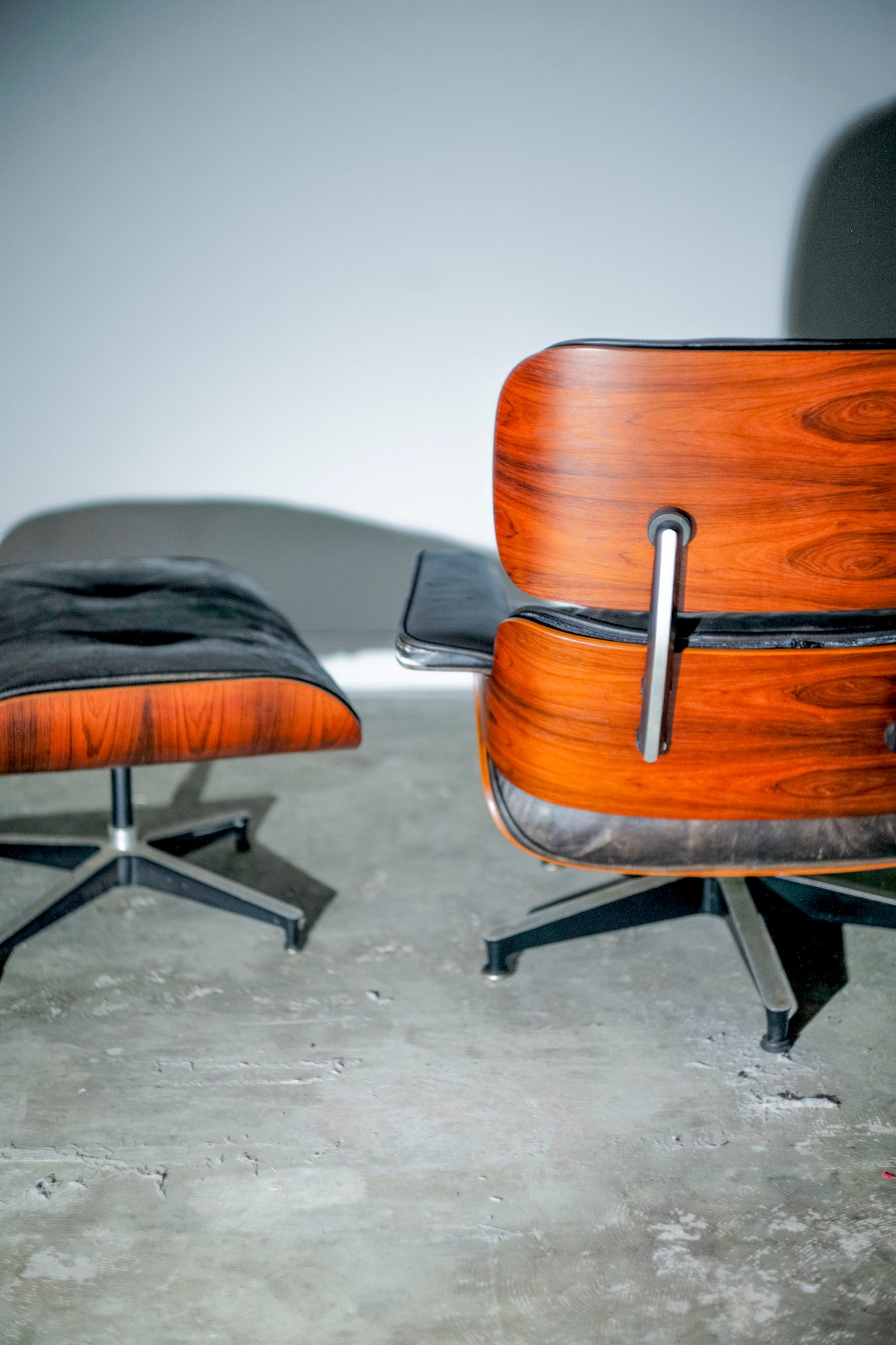 Charles and Ray Eames Eames Lounge chair and ottoman 1960's original leather