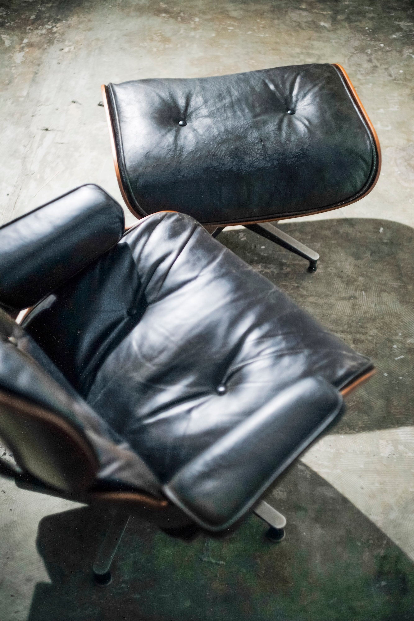 Charles and Ray Eames Eames Lounge chair and ottoman 1960's original leather