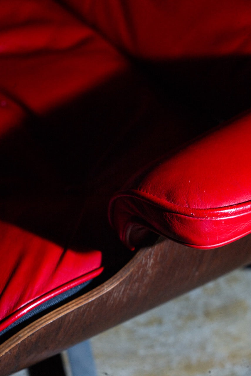Charles and Ray Eames  Special-order 670 lounge chair and 671 ottoman
