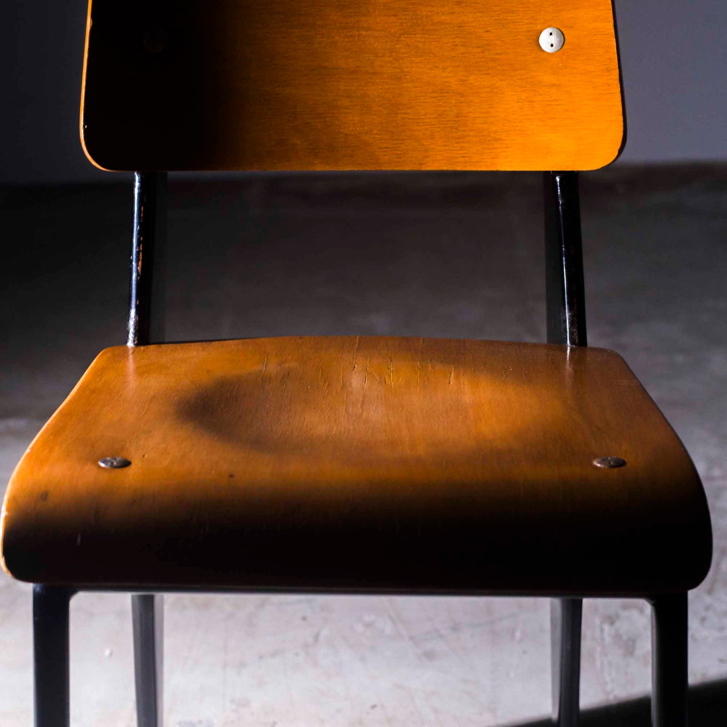 Jean Prouvé 'Semi-Metal' chair, No. 305